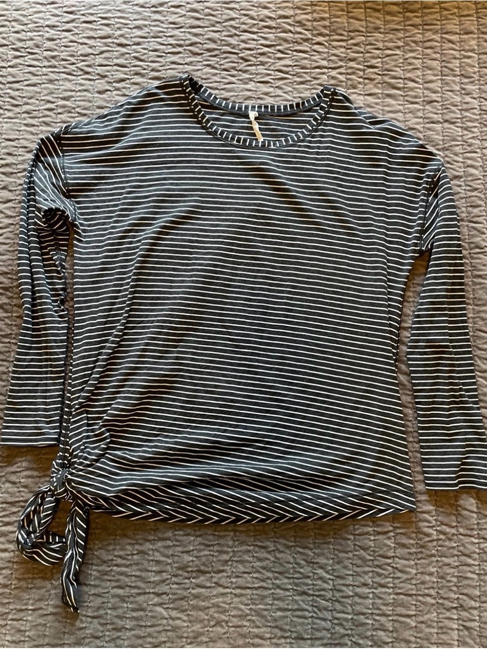 Lululemon To The Point Long Sleeve size 6